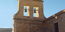 Vista de iglesia en Puentes Viejas