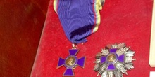 Placa y Cruz de plata de la Orden de Boyaca recibida por la Fede