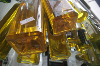 Botellas de aceite, Mercado de abastos de Sao Paulo, Brasil