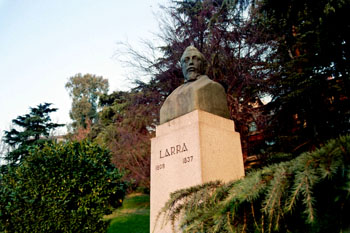 Busto homenaje a Mariano José de Larra