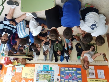 2017_04_21_JORNADAS EN TORNO AL LIBRO_HOY TE CUENTA UN CUENTO...OTRO PROFE 3