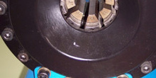 Pinzas de apriete de una máquina de ensamblar tubos