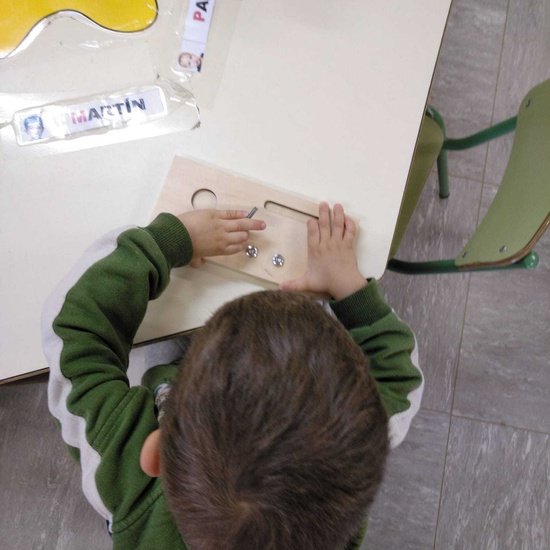 RINCÓN DE VIDA PRÁCTICA (MONTESSORI) 11