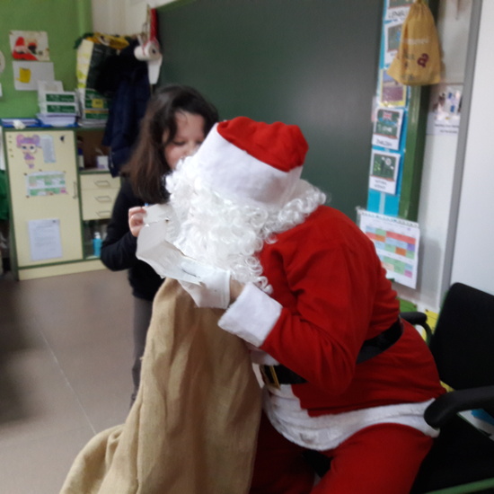 Santa Claus comes to School 19