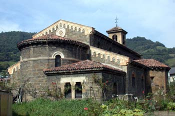 Cabecera de la Iglesia de Santa Eulalia de Ujo, Mieres, Principa