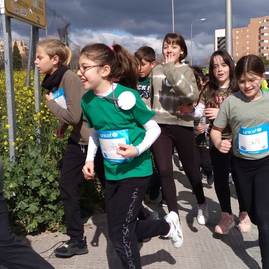 Carrera Solidaria NUPA y UNICEF Primaria 3 4