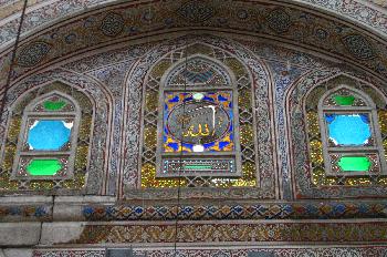 Interior del Mihrimah Camii en Uskudar, Estambul, Turquía