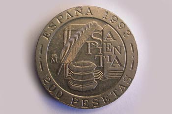 Pesetas , Juan Luis Vives, Cruz