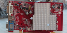 Tarjeta gráfica PCI con salidas de vídeo HDMI, DVI y VGA