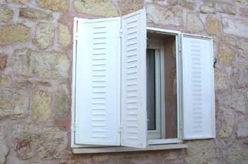 Contraventana