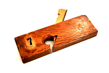 Guillamen casco de madera