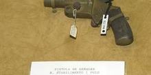 Pistola de señales R. Stabilimento 1 Pulg., Museo del Aire de Ma
