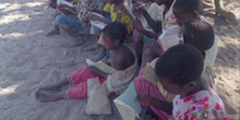 Niños en escuela rural, Nacala, Mozambique