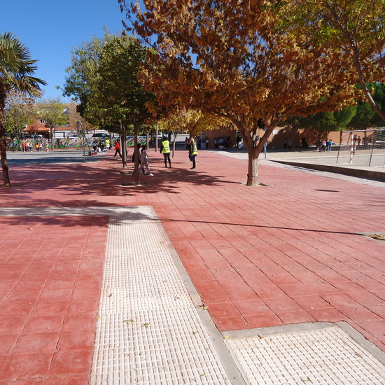 FOTOS SOLADO PATIO 10