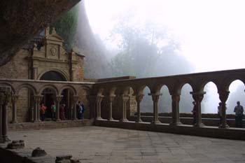 Claustro Monasterio de San Juan de la Peña, Huesca