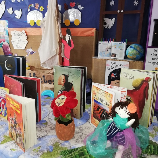 Mercadillo de Libros, premiados, y exposición de trabajos. Día del Libro curso 18-19 17