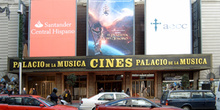 Entrada de un cine