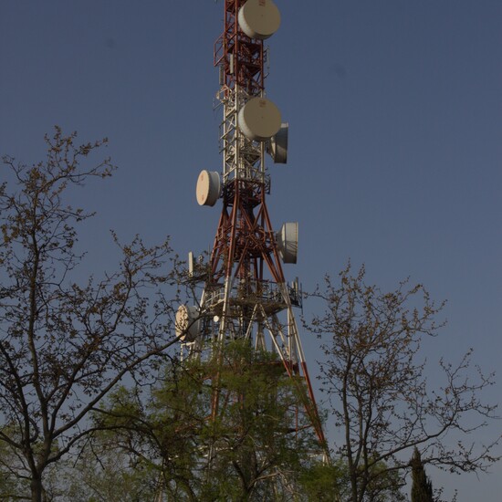Antenas de radioenlaces de alta capacidad Madrid-Valencia 