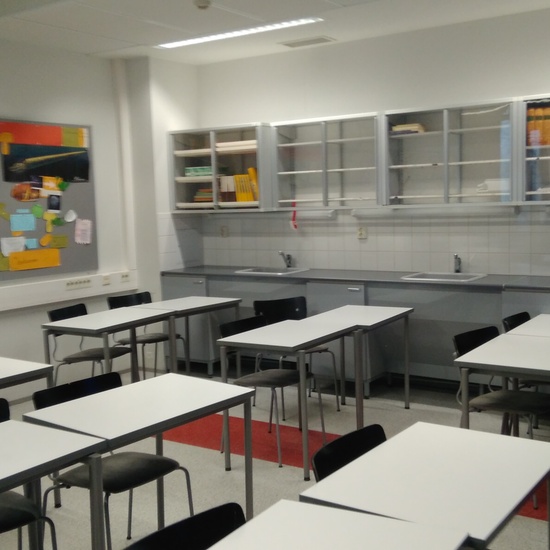 Tikkurilan Lukio. Helsinki (Finlandia) Erasmus + 2018 43