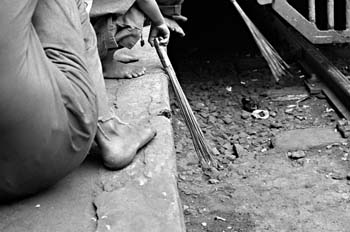 Niños limpiadores de vagones, Indonesia