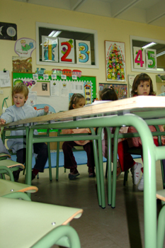 Realizando manualidades