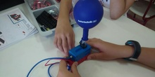Inflando un globo con Fischertechnik Pneumatics – Pneumatic 3