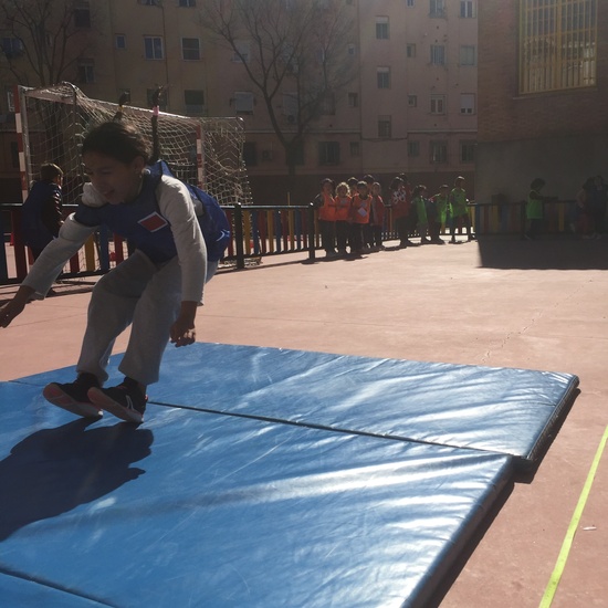 Miniolimpiadas. 1º y 2º 41