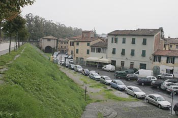 Centro histórico desde los muros, Lucca