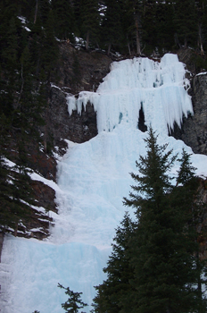 Cascada helada, Lago Louise, Parque Nacional Banff