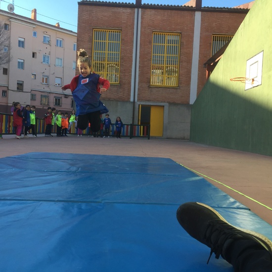 Miniolimpiadas. 1º y 2º 17