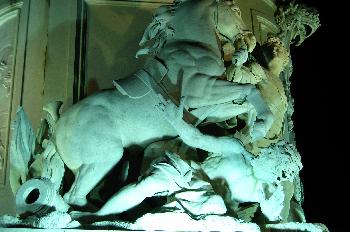 Detalle de la puerta de la Plaza del Comercio, Lisboa, Portugal