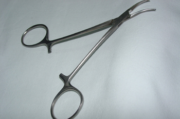 Pinza hemostática Halsted-Mosquito