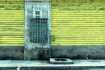 Parte de la fachada de una vivienda, Cuba