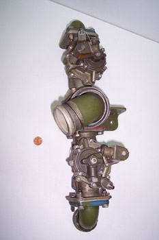 Válvulas eléctricas de combustible en motor de reacción