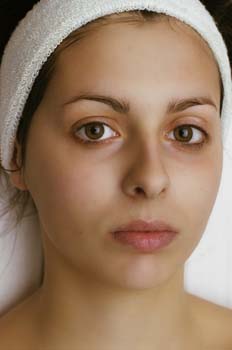 Limpieza facial: finalización de la retirada de mascarilla