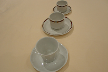 Juego de tazas y platos de café