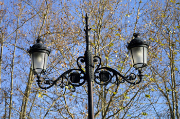 Farola en Plaza de Oriente, Madrid