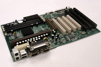 Placa Base Tipo ATX - SLOT 1