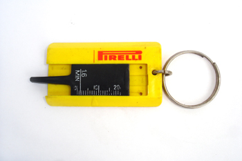 Indicador de profundidad de dibujo para neumáticos