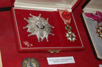 Placa y Cruz de la Legión de Honor de la Republica Francesa, Mus