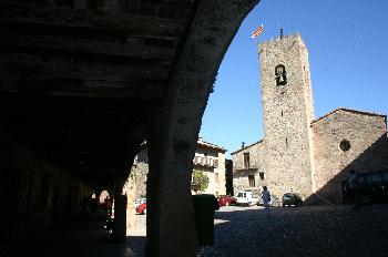 Iglesia de San Vicente, Besalú, Garrotxa, Gerona