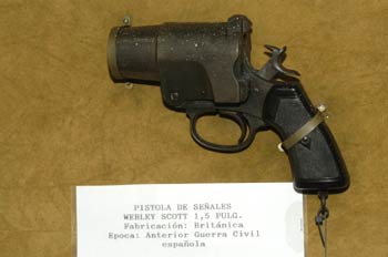 Pistola de señales Webley Scott 1,5 Pulg., Museo del Aire de Mad