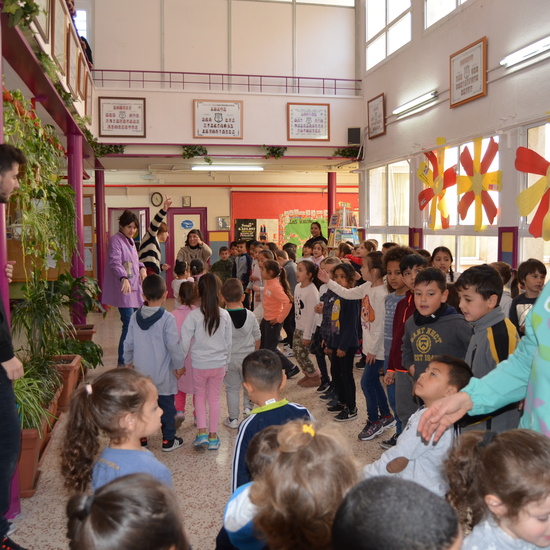 Imágenes de Depende de los 2 2