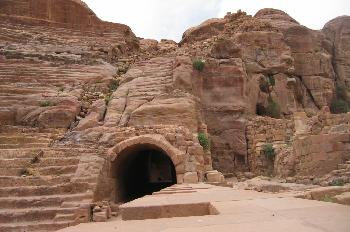 Ruinas de un teatro romano, Petra, Jordania