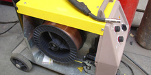 Equipo de soldadura electrica por hilo continuo y gas.