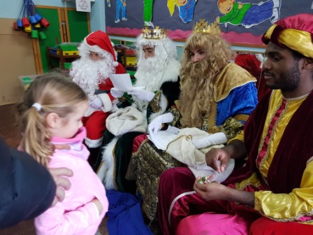 Los RRMM  Papá Noel en 1º (1) 7