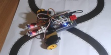 Prueba de siguelíneas con Arduino y piezas LEGO. Programado con Ardublock en MAX
