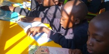 2019_10_10_Biblioteca de Kumwenya School_CEIP FDLR_Las Rozas 10
