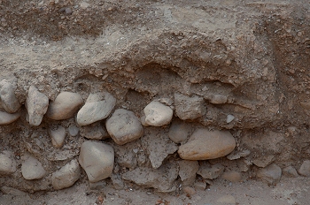 Detalle de las gradas del teatro romano de Zaragoza