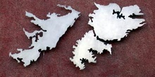 Reproducción metálica de la Islas Malvinas